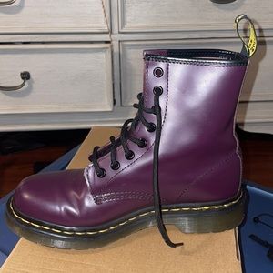 Dr. Martens Womens 1450 Lace Up Boot